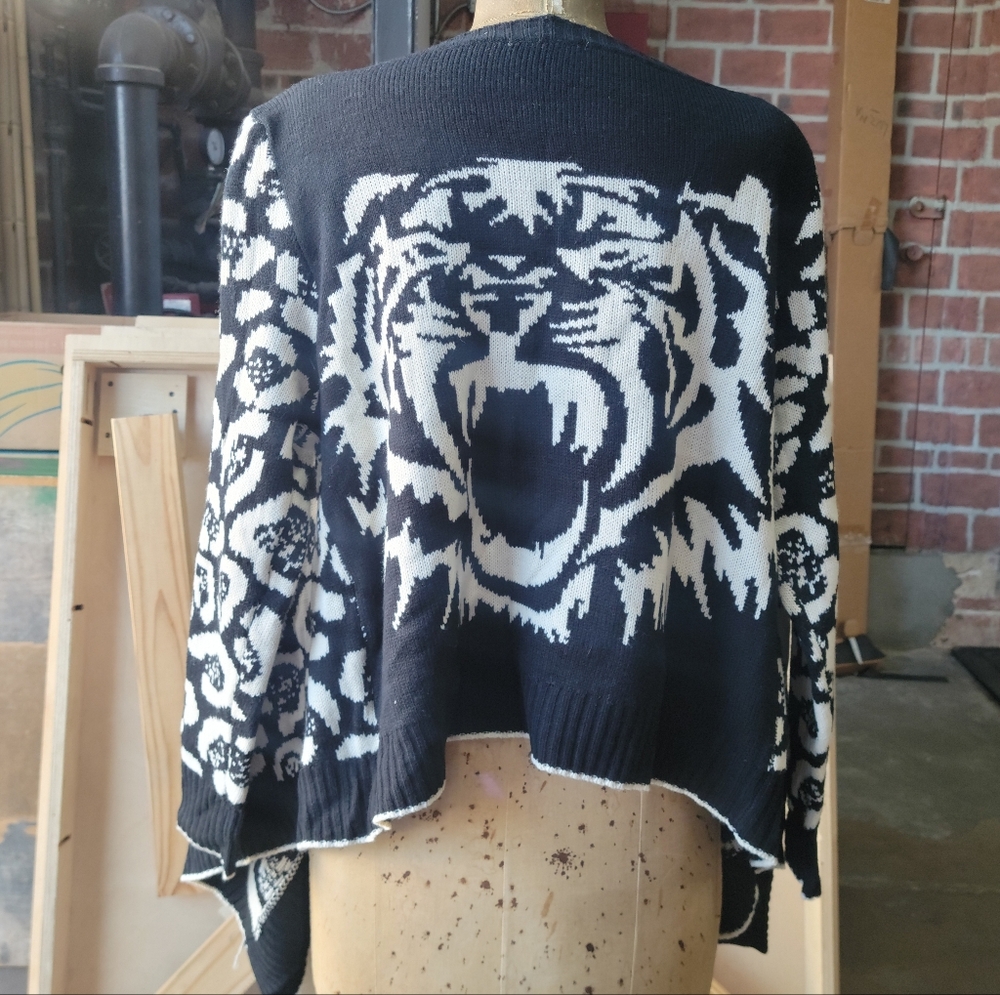 Cat Cardigan Open Front Tiger Cheetah Leopard One Size SJ Style Classic Mob Wife
